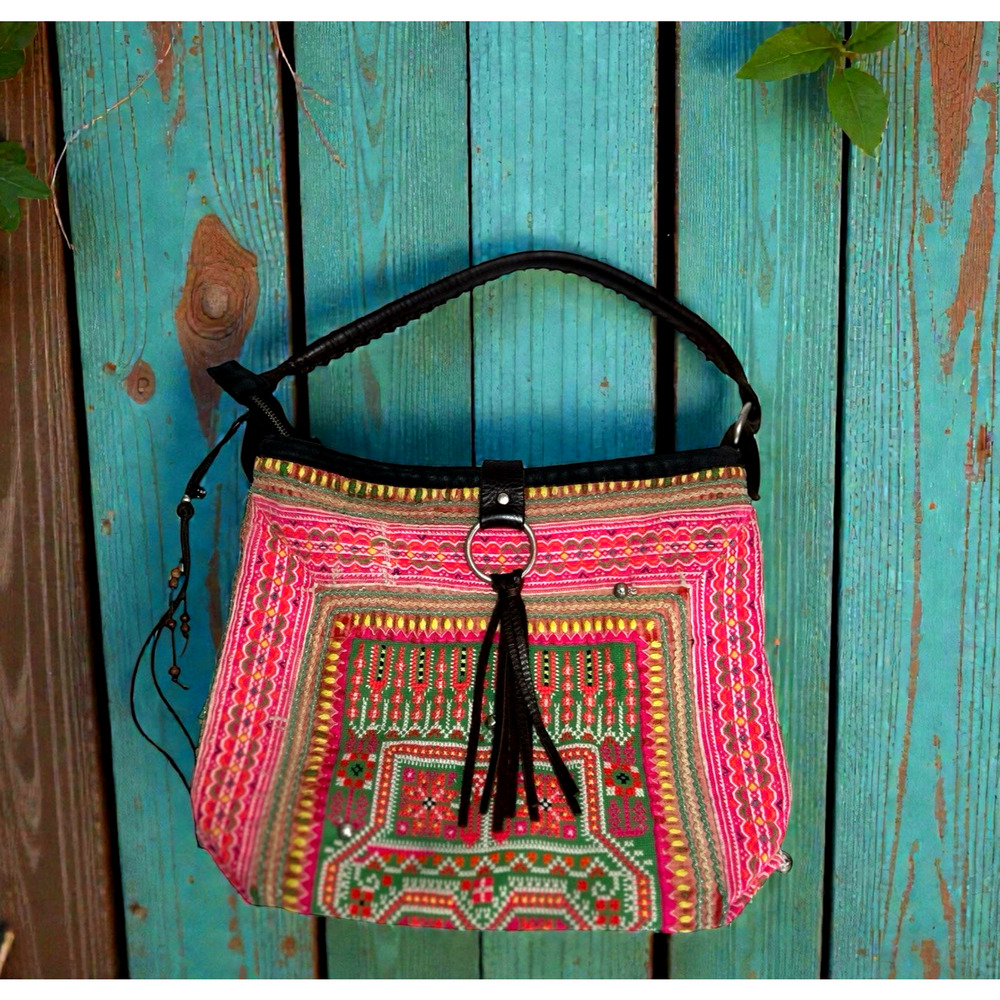 JADEtribe Woven Tapestry Shoulder Bag Pink Tassell Boho Cowgirl Nomad Tropical